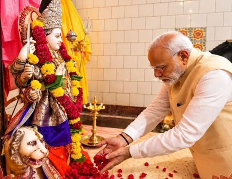 पीएम मोदी ने नवरात्र के नौवें दिन मां सिद्धिदात्री को किया नमन 